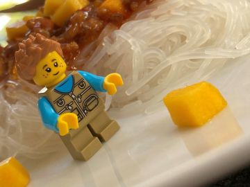 Achtung Kleiner, das ist kein Legostein!